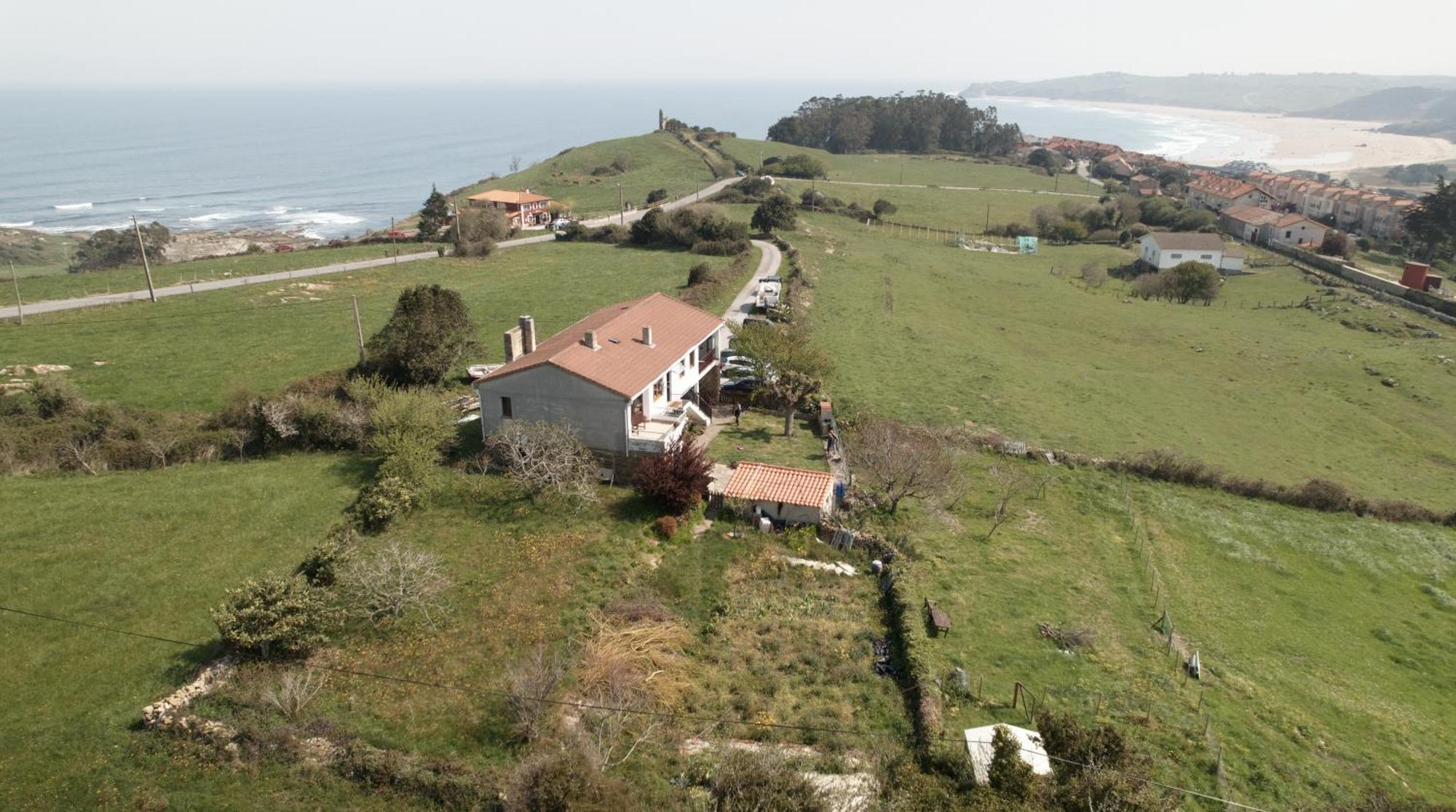 Surf House Sanvi Bed & Breakfast San Vicente De La Barquera Luaran gambar