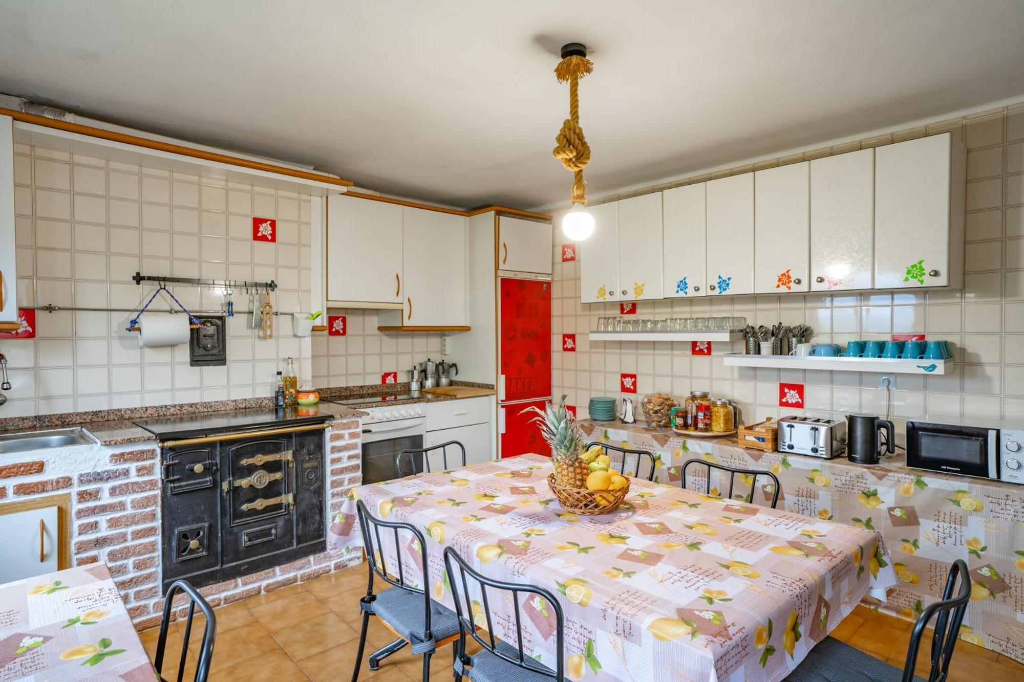 Surf House Sanvi Bed & Breakfast San Vicente De La Barquera Luaran gambar